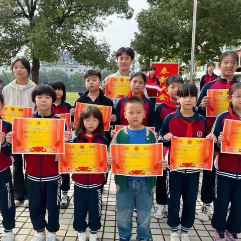 凤凰幼儿园明星学员毕业后记 ——少若成天性 习惯成自然 ‍