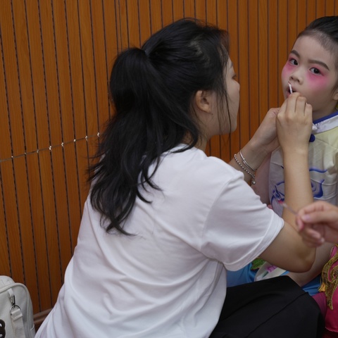 乐贝尔幼儿园期末文艺汇演暨毕业典礼