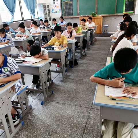 不忘初心，不负韶华，静待花开！五（15）班第二学期学期班级工作总结