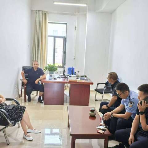 中华财险可克达拉中心支公司积极拜访第四师交警队，深化警保合作