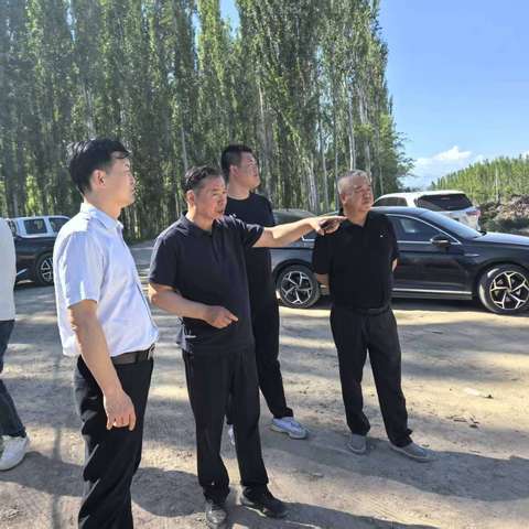 理赔快简暖--中华财险可克达拉中心支公司总经理室成员赴洪灾一线现场办公