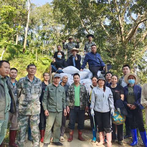 水满村党支部：田间地头践初心 秋收集体稻谷显担当