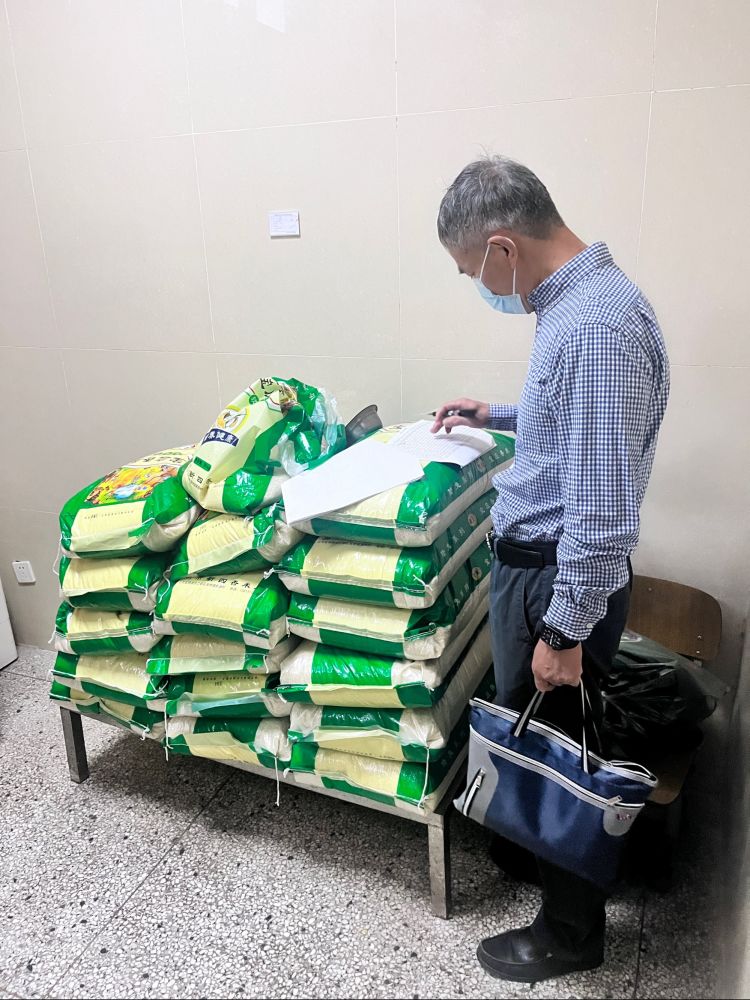 简篇-【灵美龙小·督学】督学进校园,督导促发展——10月份“校务管理”专项督导