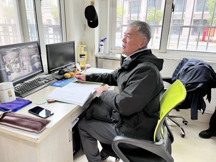 简篇-【灵美龙小·督学】督学进校园,督导促发展——12月份“常态性内容”专项督导