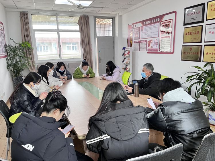 简篇-【灵美龙小·督学】督学进校园,督导促发展——12月份“常态性内容”专项督导