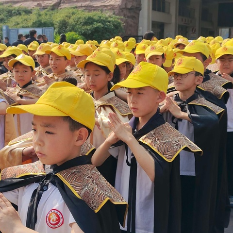 高新区中学小学部三年级三班研学记一[走进孙子故里，开启智慧之旅]