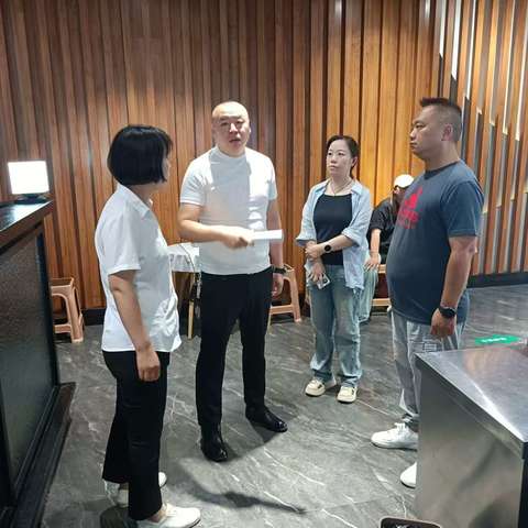 蔡家巷社区开展商铺消防安全排查活动