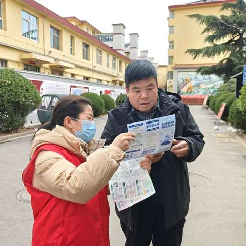 [英雄中路街道蔡家巷社区：网络安全宣传不停歇]