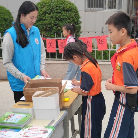 育才生态区政法办开展护苗宣传活动