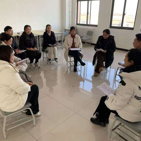聚焦“践行教育家精神”，培育新时代高素质幼儿园教师