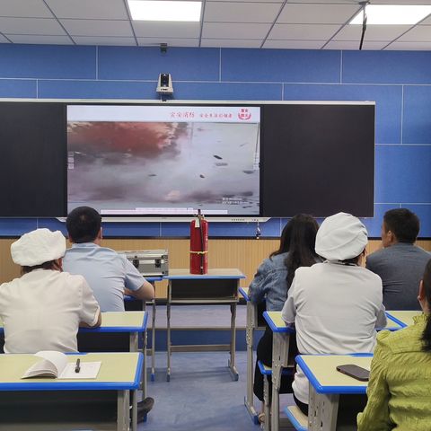 预防为主，生命至上——岳庙中心小学开展消防安全专题知识讲座