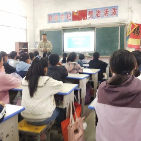 最美四月———杨庄小学数学教研活动