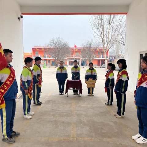 轻安喜乐，次第花开                               吕村集小学六三班家长会