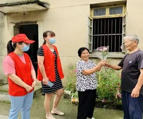 群力街道变兴路社区新时代文明实践站“鹊鸣情长，遥寄相思”七夕节主题活动