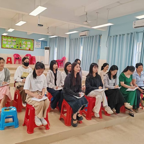 共赴语文盛宴，探寻教学新光——进士小学观摩2024年迎新春公益直播活动暨“新课标与课堂实践”教学研讨会