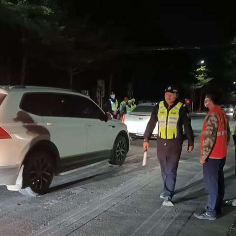 网格员与交警携手，共筑交通安全新防线