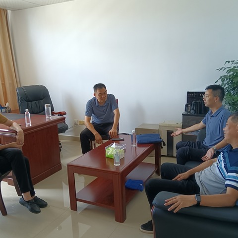 实地查看非法通道     研究制定整治方案