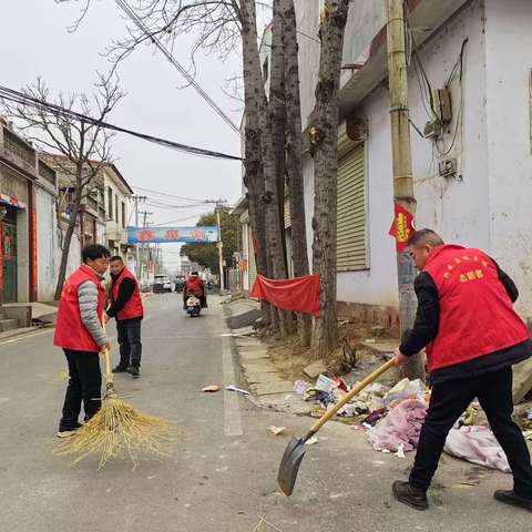 顺城关村人居环境全面清理，整体提升。