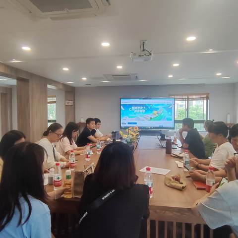 赋能图书馆管理，助力校园阅读服务升级  ——海宁市中小学 “图星” 系统首次培训在黄湾小学举行