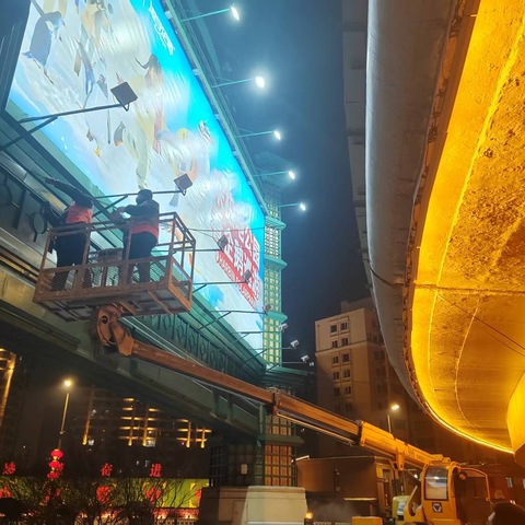 哈市道桥处一一冬季道路维护的“硬核担当”！
