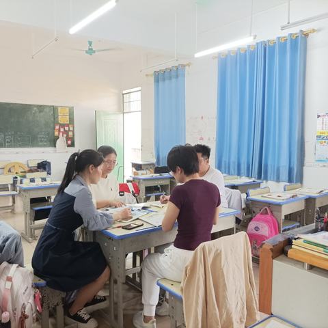 横州市百合镇同菜村委小学英语研修小组3月第二次研修活动