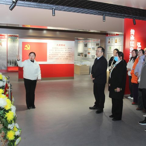焦作市卫健委组织党员赴温县开展主题党日活动