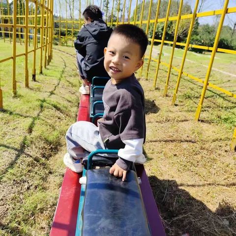 【梅莓播报站】幼儿红色故事播报——《小英雄王二小》