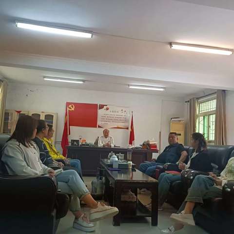 双府社区开展2024年城乡居民基本医疗保险参保缴费宣传工作