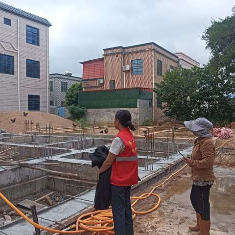 三家镇三家村开展巡查“两违”工作