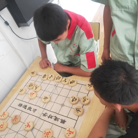 “棋”乐无穷，乐在“棋”中─23春汽修班象棋比赛