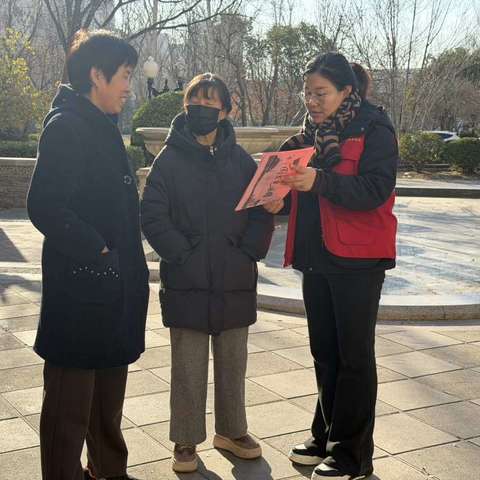 【心泰•同行】宪法进社区，平安建设暖人心