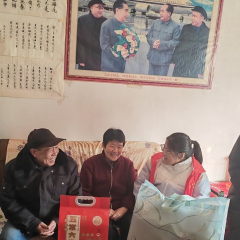 【心泰•同行】走访慰问冬日送暖，传递新春温情