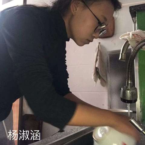 22幼教（3+2）一班德育作业班主任吴诤