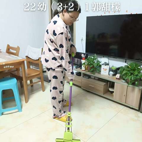 22幼保3+2一班 班主任  吴诤