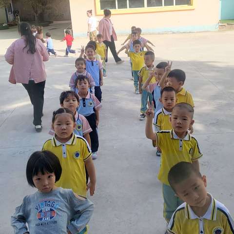 快乐的九月结束啦！来看看小朋友们的精彩瞬间吧！