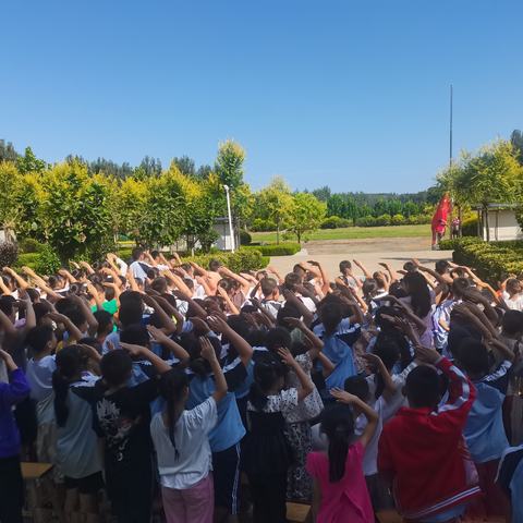 秋韵绘新篇，开启新征程—沙沟镇野坊小学开学典礼暨表彰大会