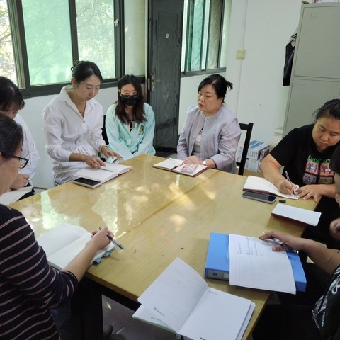 国庆将至，安全先行——长兴社区国庆节前安全检查