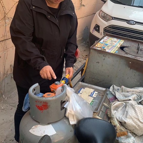 守护社区安全，严检社区液化气