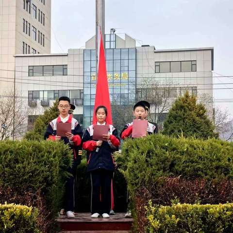 雷锋就在我们身边