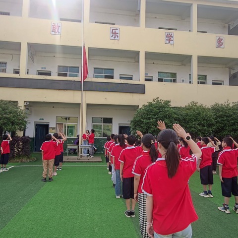 珍爱生命预防溺水——张湾镇河西董小学防溺水教育培训