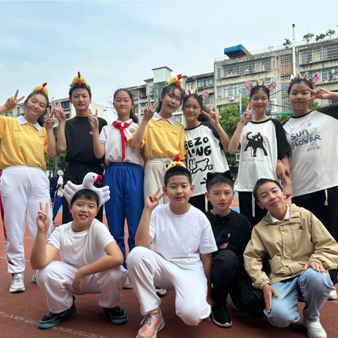 《骑鹅旅行记》——东升小学六年级七班艺术节演出