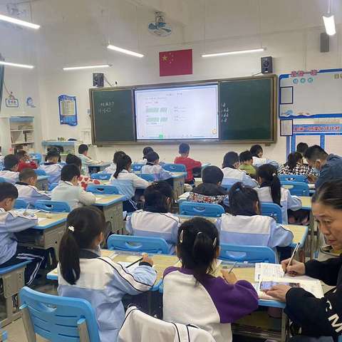 海口市英才滨江小学“小老师”的课堂培养课题研究