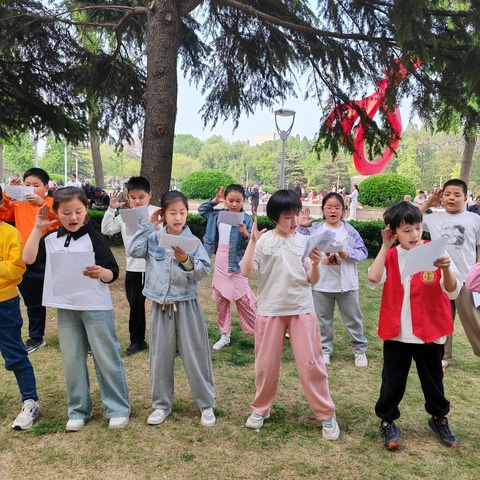 春暖花开日，正是读书时--濮阳市第二实验小学三（7）班第五社团读书活动