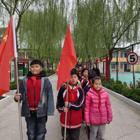 杞县高阳镇中心小学探寻历史话清明，不负春日乐研学！