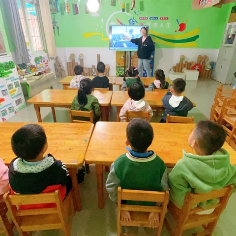 格瑞德堡幼儿园美学中班