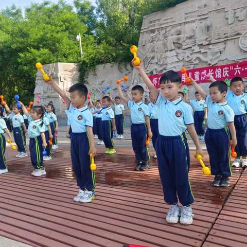 六月的阳光灿烂无比，六月的儿童欢天喜地，遇见美好，邂逅初夏