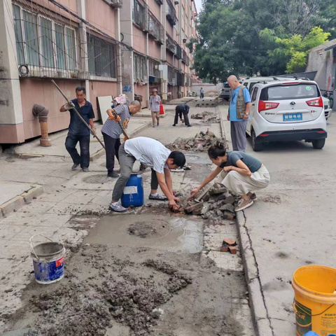 【争一流 当冠军 聚焦服务看民生】网格走访里的主动为民办实事，一件小事凝聚激发治理“自转力”