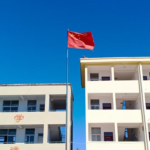 队列展英姿，歌声颂华章——陵头镇二中队形队列展示暨班级合唱风采竞赛
