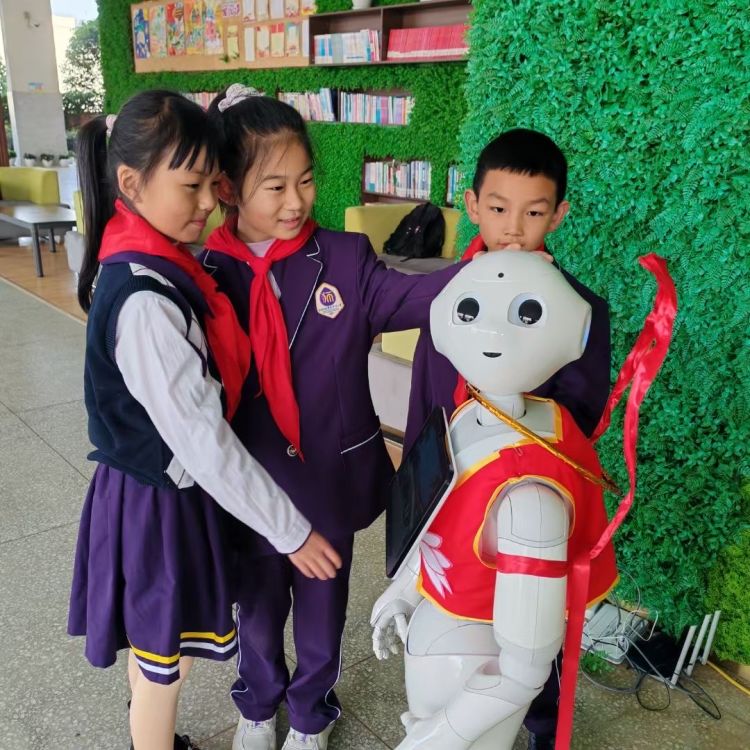 简篇-相约春天 携手同心 开启新程 共育成长—玉溪师范学院附属小学 2024-2025 学年家长学校开班了