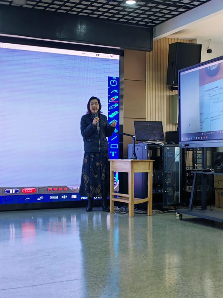 简篇-差 异 ・ 协 同——新型优质小班制视域下的小组合作学习策略研究——龙潭中心小学数学校本研修系列活动(三)